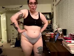 Screen Grab from bettycake666