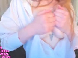 Screen Grab from beverlycoy_