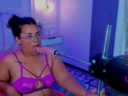 Screen Grab from bigass__brunette