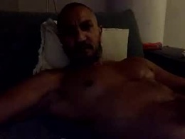 Screen Grab from bigboybigboy3408851