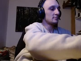 Screen Grab from bigefloreal