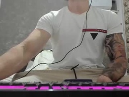 Screen Grab from bigmuscles95