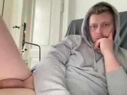 Screen Grab from bigtwhite