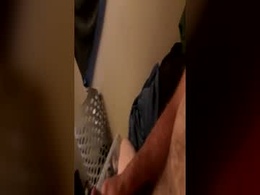 Screen Grab from bigzbundy95314273