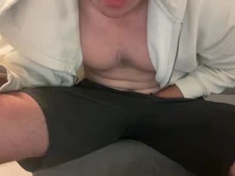 Screen Grab from bigzsbigd