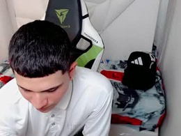 Screen Grab from black_diamondd_