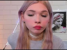 Screen Grab from blondy_fina