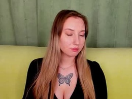 Screen Grab from blondyjolly