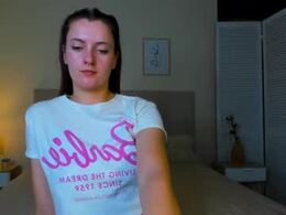 Screen Grab from blush_kitty__