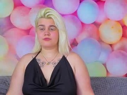 Screen Grab from blushybelle