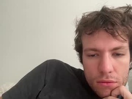 Screen Grab from boide830102