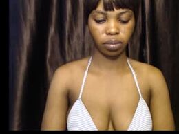 Screen Grab from bouncingxx_ass