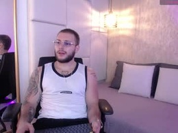 Screen Grab from bradley_musscle