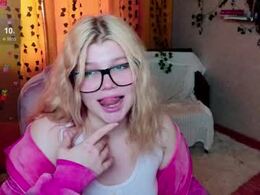 Screen Grab from bratz_chloe_
