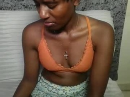 Screen Grab from brunnette_blonde