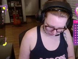 Screen Grab from bubbleyum_pink