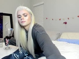 Screen Grab from buitifulblonde