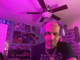 Screen Grab from bustnutztaklenapz