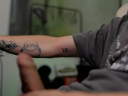 Screen Grab from c_r_e_s_s_y