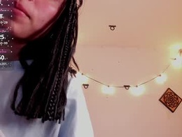 Screen Grab from cami_hecante