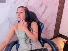 Screen Grab from camiladoll__