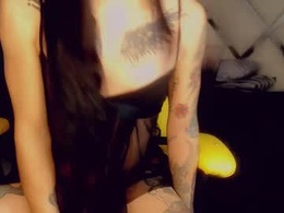 Screen Grab from camilafox1_x