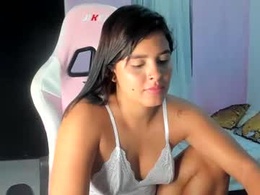 Screen Grab from camilagomez_ch