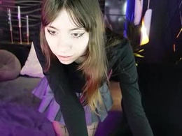 Screen Grab from camilla_evers