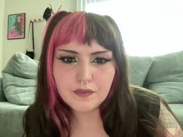 Screen Grab from camiraexoxo