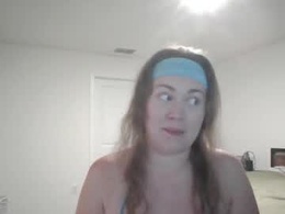 Screen Grab from candiemayz