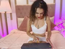 Screen Grab from candysophiee