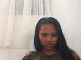 Screen Grab from candysourensx