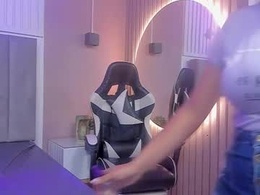Screen Grab from canela_bigtits