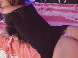 Screen Grab from carolinacutee_