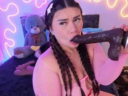 Screen Grab from cassiebigass_