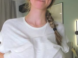 Screen Grab from casual_blonde