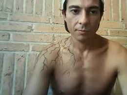 Screen Grab from chamandick