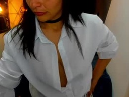 Screen Grab from chantal_fox_