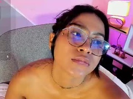 Screen Grab from chel_moon