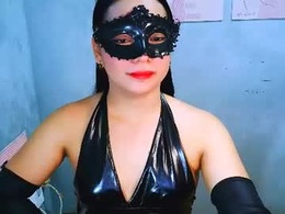 Screen Grab from chinna_xtanya