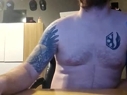 Screen Grab from chitowntoy77