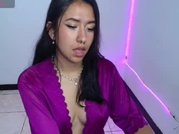 Screen Grab from chloe_desire11