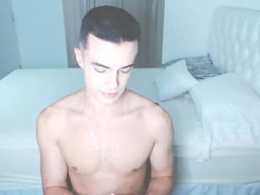 Screen Grab from christiandiorx