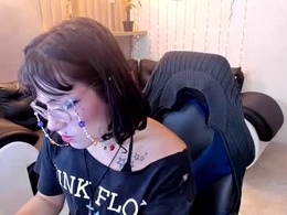 Screen Grab from christina_vamp1