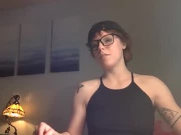 Screen Grab from cindy_loo_hoops