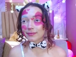 Screen Grab from cinnamon_bite