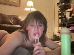 Screen Grab from cinnamonjaxin