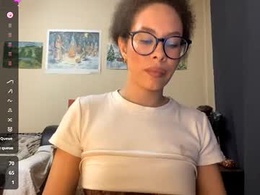 Screen Grab from claralipinski