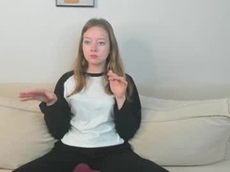 Screen Grab from claribelgetsinger
