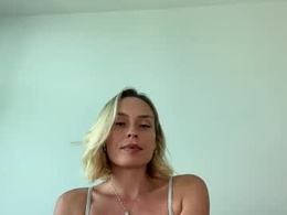 Screen Grab from claudia_loves_u